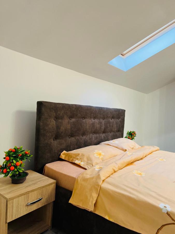 Apartament Zizi'S House Garii Braszów Zewnętrze zdjęcie